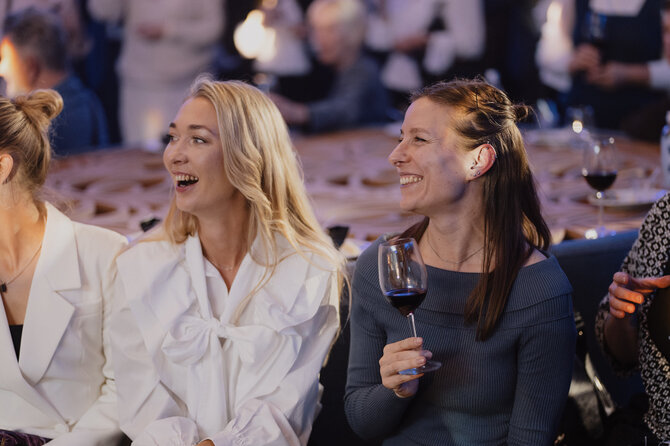 Ugniaus Bagdonavičiaus („Auksinė mintis“) nuotr./Kasmetinė „Beaujolais Nouveau“ šventė ir naujas „Novotel“ istorijos lapas