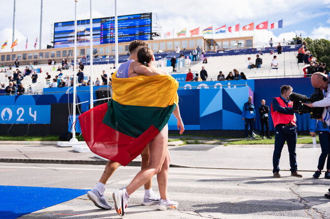 Vytauto Dranginio (LPAK) nuotr./Beveik nematanti maratonininkė Aušra Garunkšnytė: „Svarbiausia – žmonės, kurie gali kovoti kartu“ 