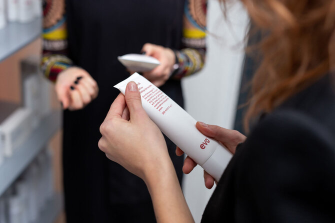 „Eiva Beauty“ nuotr./„Pilkoji rinka“ plaukų priežiūros srityje: kodėl pigesnė priemonė gali kainuoti net ir Jūsų sveikatą?
