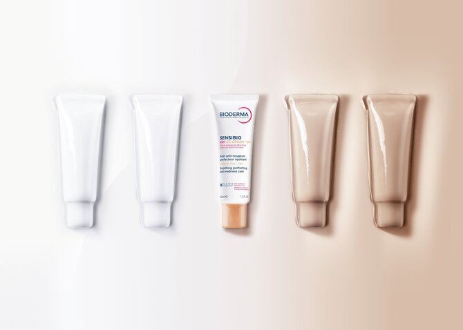Atstovų nuotr./„Sensibio AR+ CC SPF50+“ maskuojantis kremas su atspalviu, skirtas raustančiai odai