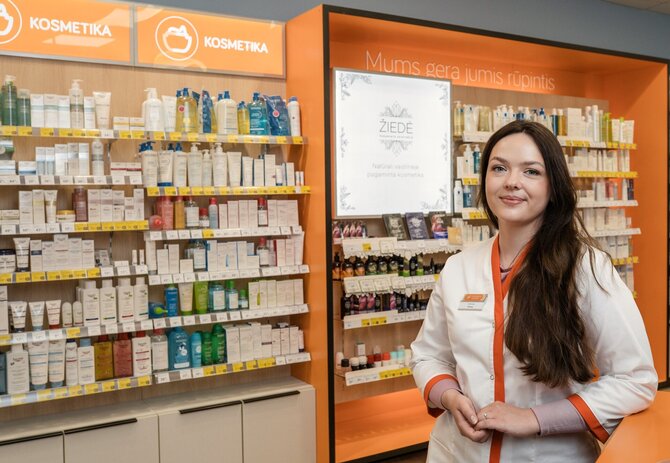 Atstovų nuotr./Gintarinės vaistinės vaistininkė Irena Viktorija Aukštikalnienė