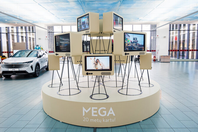 Deivido Kvederio nuotr./Atidengta išskirtinė instaliacija PLC „Mega“ 20-mečiui paminėti