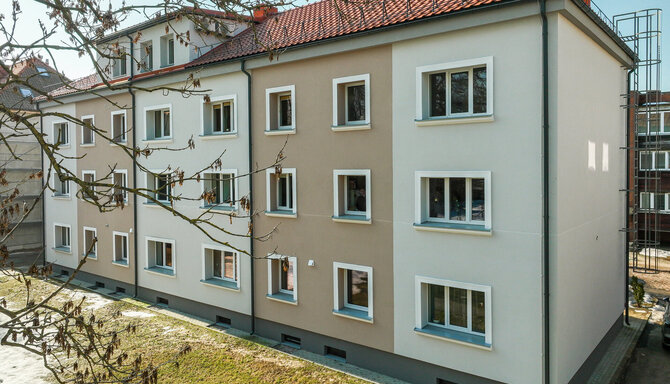 APVA archyvo nuotr./Daugiabutis Ramioji g. 4, Klaipėdoje, po renovacijos
