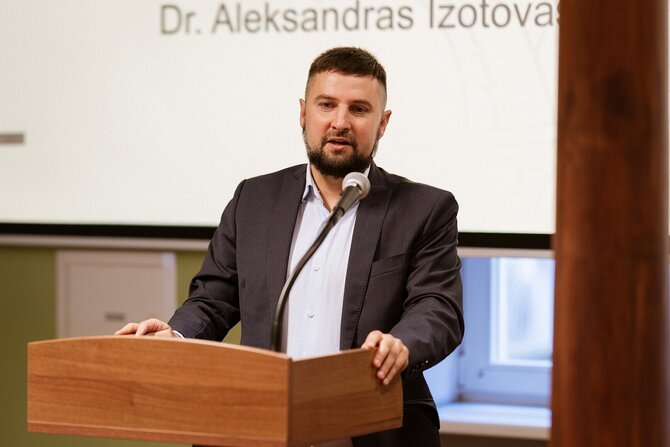 Antano Voznikaičio nuotr./Doc. dr. Aleksandras Izotovas