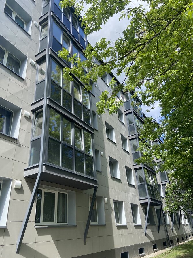 „Atnaujinkime miestą“ nuotr./Ilgametė Naujamiesčio daugiabučio gyventoja tapo renovacijos „varikliu“: „Niekas už tave namu nepasirūpins“