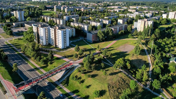 APVA nuotr./Atnaujinti daugiabučiai Lietuvoje