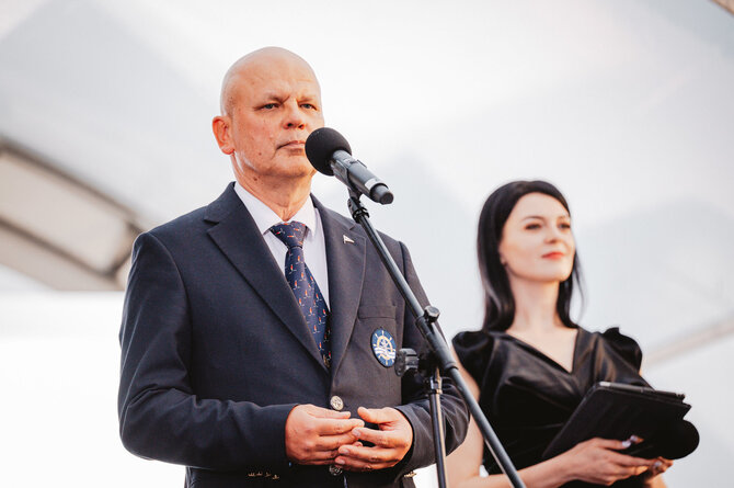 Kauno savivaldybės nuotr./Iškilmingas GALA vakaras Kaune: atidarytas „Bangpūčio“ buriavimo kompleksas ir paminėtas Lietuvos buriuotojų sąjungos 90-metis
