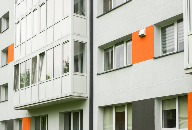 APVA nuotr./Senos statybos daugiabučių poveikis sveikatai: gali padėti kompleksinė renovacija