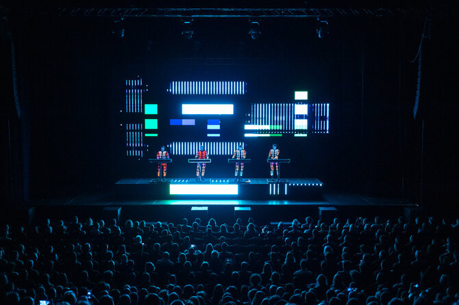 Simo Martinonio nuotr./„Kraftwerk“ koncerto akimirka