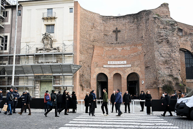 Scanpix nuotr./Valentino Garavani laidotuvės