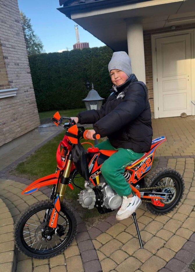 Asmeninio archvyo nuotr./Oksana Pikul išpildė sūnaus svajonę