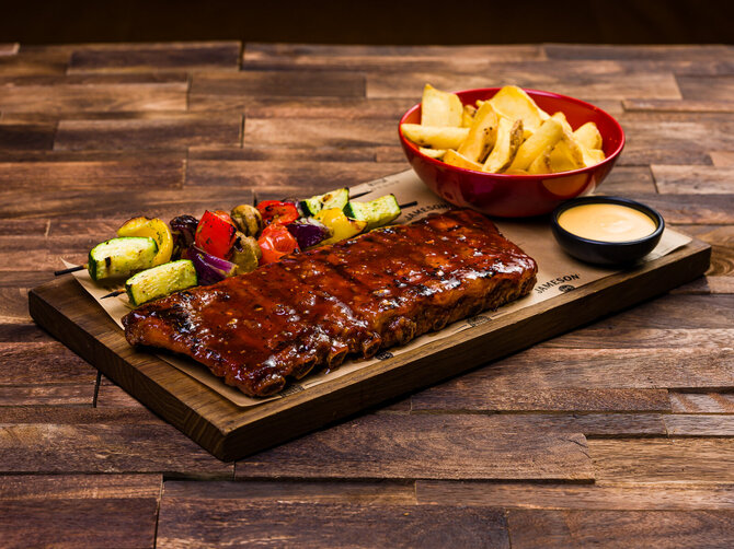 „Ogmios miestas“ nuotr./„Grill London“