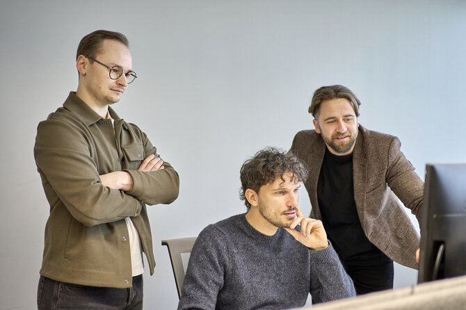 „European Patent Office“ nuotr./Dirbtinio intelekto sukurti fermentai sveikatai ir tvariai gamybai: Lietuvos komanda pateko į „Young Inventors Prize 2025“ geriausiųjų dešimtuką