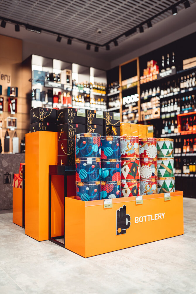 „Vilnius Outlet“ nuotr./Kelionės į vasarą stotelė – „Vilnius Outlet“ įsikūrusi BOTTLERY: turi visko, ko prireiks geriausioms skonių patirtims 