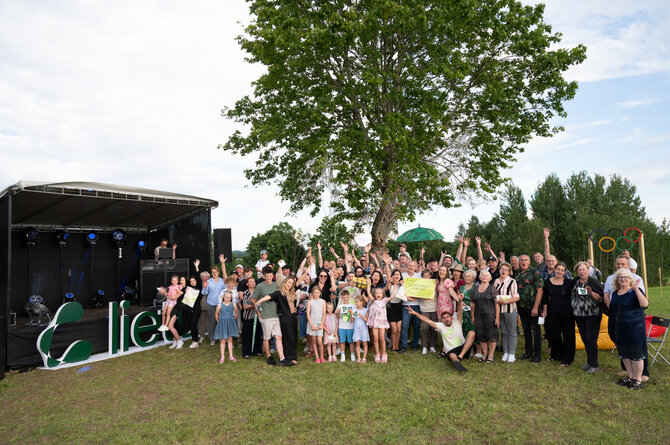 Gimininės Rūtelių kaime su grupe „Žemaitukai“ /Foto: Mantas Stankevičius
