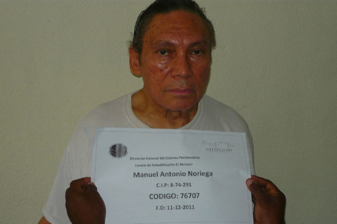 „Reuters“/„Scanpix“ nuotr./Manuelis Noriega kalinimo tėvynėje metu (2011 m.)
