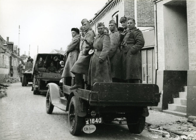 Bornholmo muziejaus nuotr./Sovietų kariai Bornholme