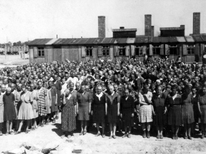 AFP/„Scanpix“ nuotr./Aušvico koncentracijos stovyklos kalinės