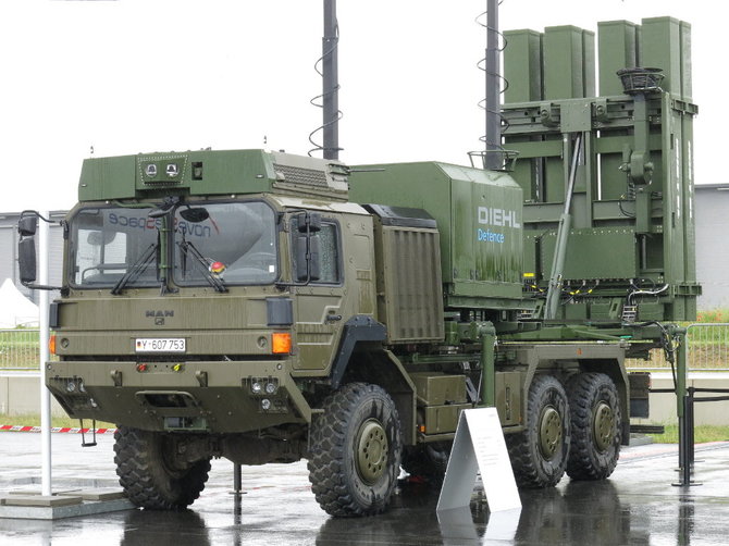 Wikipedia.org nuotr./„Iris-T SLM“ zenitinis raketinis kompleksas