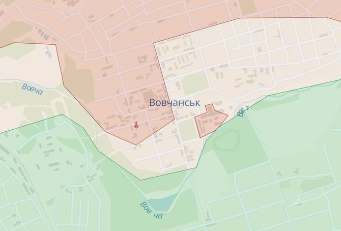 „DeepState“ žemėlapis, kuriame matyti kaip Vovčansko agregatų gamyklą užėmę rusai buvo atskirti nuo savo pagrindinių pajėgų