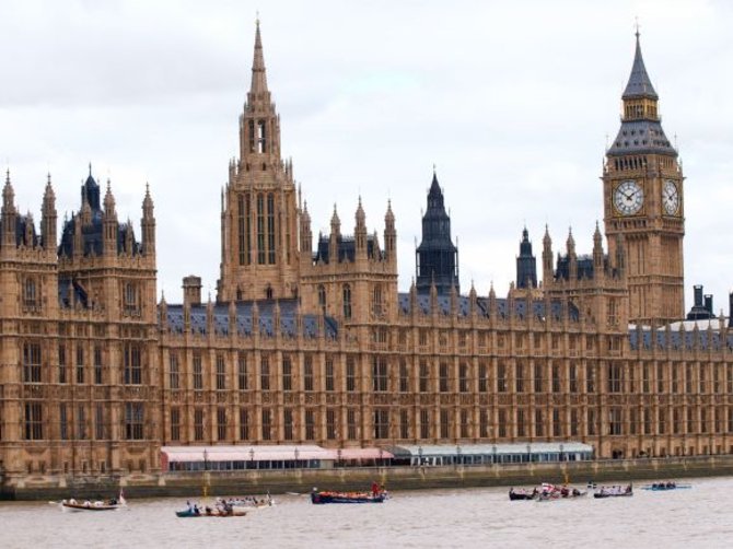 AFP/„Scanpix“ nuotr./Parlamento rūmai Londone