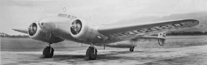 Wikipedia.org nuotr./Amelios Earhart lėktuvas „Lockheed Model 10 Electra“, kuriuo ji skrido aplink pasaulį