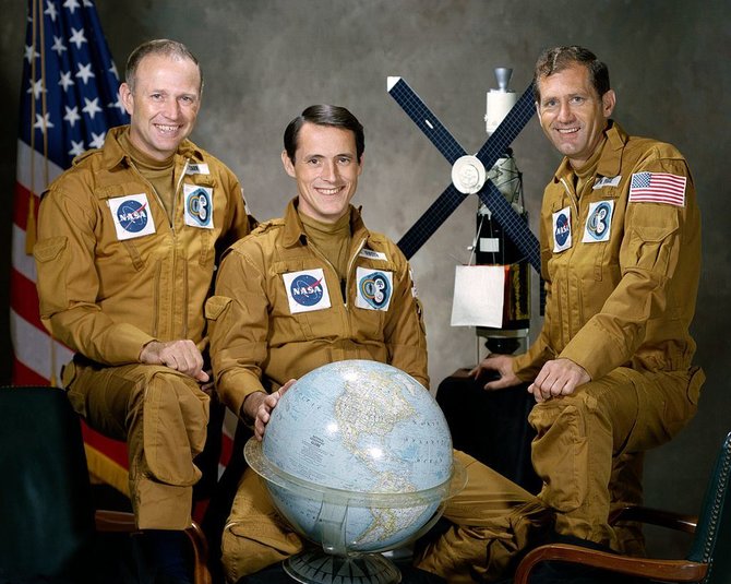 NASA/Wikipedia.org nuotr./Geraldas P.Carras, Edwardas G.Gibsonas ir Williamas R.Pogue