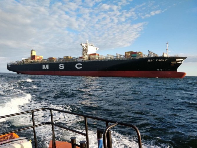 Klaipėdos uosto nuotr. /Liepos pradžioje į Klaipėdą atplaukė didžiausias uosto istorijoje konteinerių laivas - "MSC Topaz"