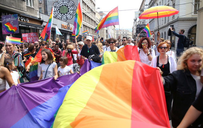 „Reuters“/„Scanpix“ nuotr./LGBT eitynių akimirka