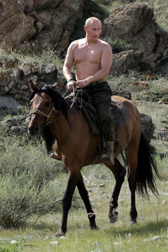 AFP/„Scanpix“ nuotr./Putino atostogų akimirka