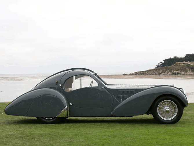 Istorinis automobilis „Bugatti Type 57 Atlantic“