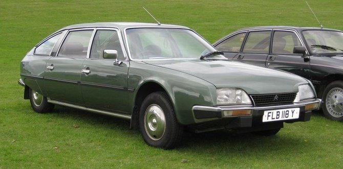 Citroën CX užėmė DS vietą ir buvo labai technologiškai pažangus. (Charles01, Wikimedia(CC BY-SA 3.0)