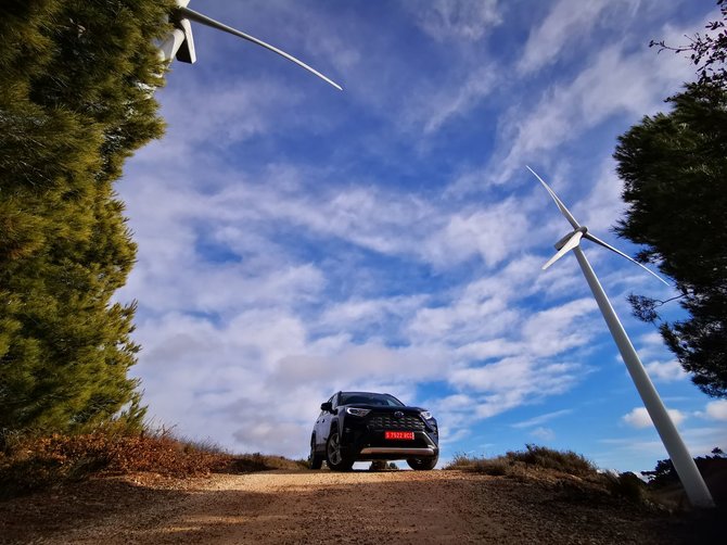 Žilvino Pekarsko / 15min nuotr./Penktos kartos „Toyota RAV4 Hybrid“