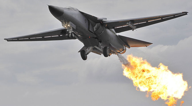 AFP/„Scanpix“ nuotr./Naikintuvas F-111