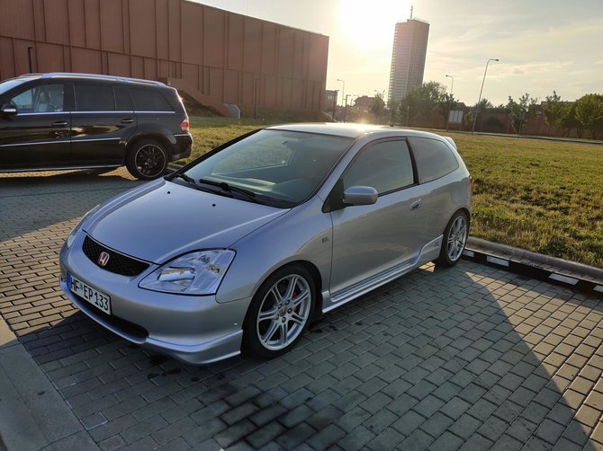 Autoplius.lt nuotr./Honda Civic Type-R