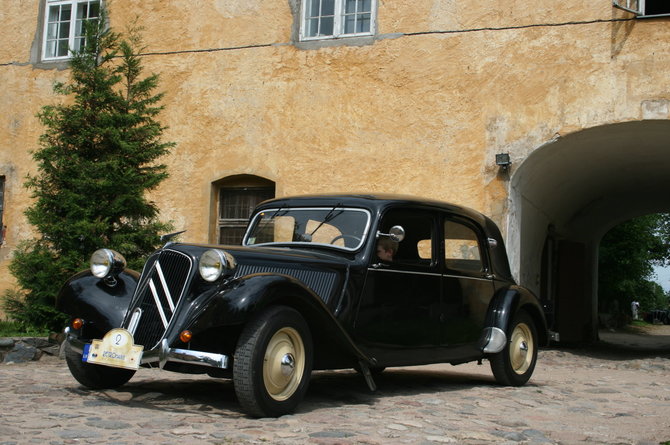 Rygos automobilių muziejaus nuotr./Rygos automobilių muziejaus istoriniai automobiliai, Citroën 11B