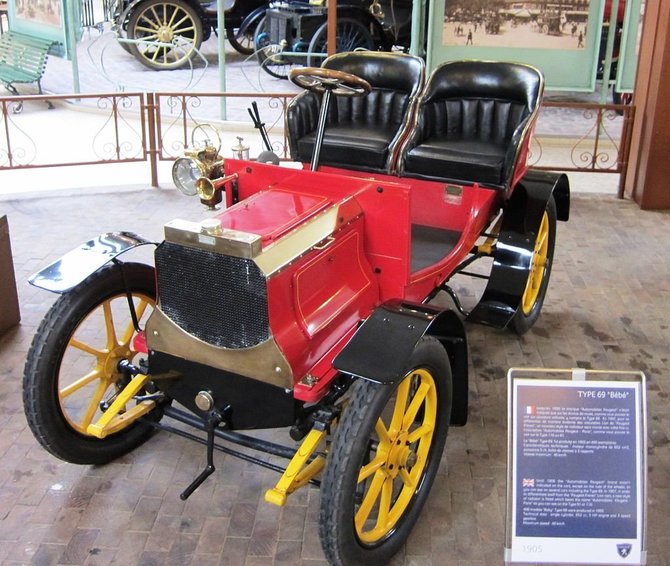 Peugeot Type 69 Bébé, pagamintas apie 1905 metus. (Charles01, Wikimedia (CC BY-SA 3.0)
