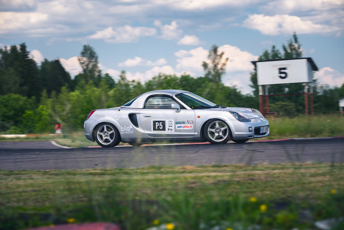 Press rally nuotr./Vytauto Pilkausko nuotraukoje – Matas Buzelis