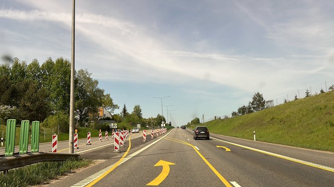 Skaitytojos nuotr./Automagistralės A1 remontas ties Kaunu