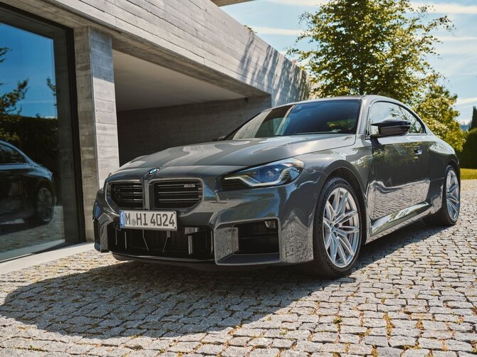 BMW, M2/BMW M2 su 480 AG varikliu