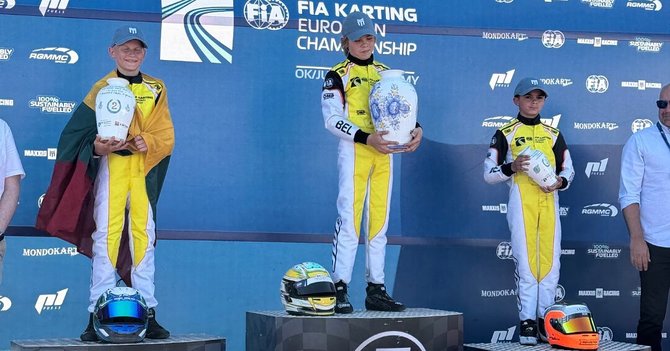 LKF nuotr./„FIA Karting Academy“ varžybose Slovakijoje – sidabrinis Nojaus Stasionio finišas