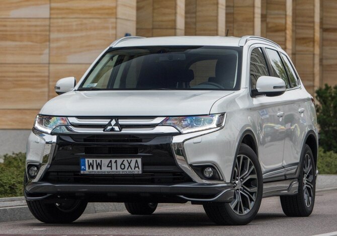 Autoasas.lt nuotr./Mitsubishi Outlander 