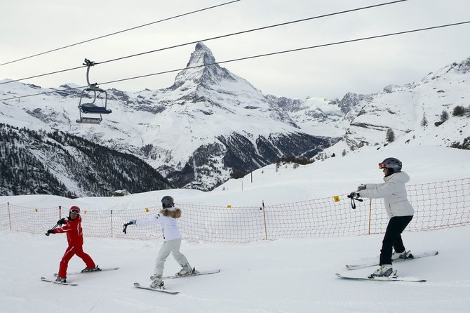 „Scanpix“ nuotr./Šveicarijos Sen Morisas (St. Moritz): puikūs viešbučiai ir patogios slidinėjimo trasos