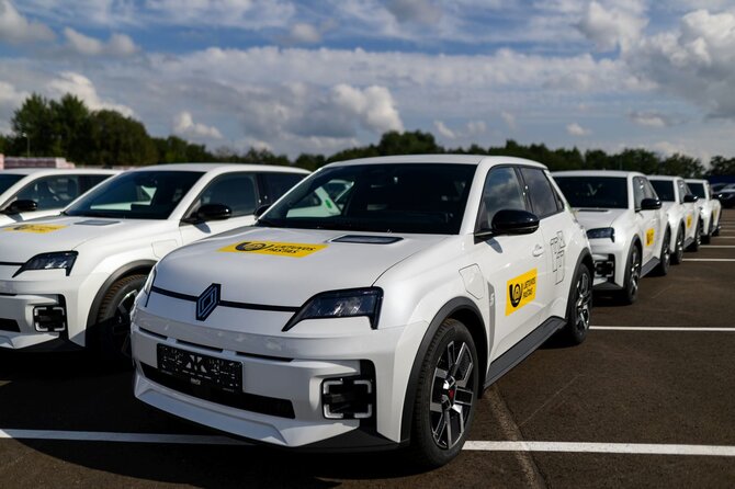 Renault nuotr./Lietuvos paštas įsigijo 170 „Renault“ ir „Dacia“ elektromobilių