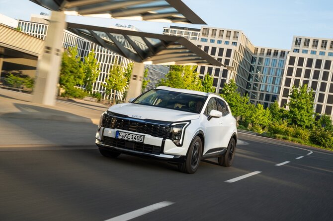Kia Sportage (Gamintojo nuotr.)