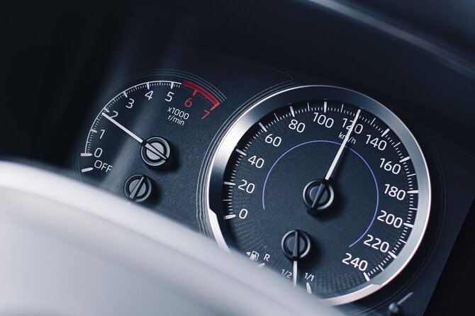 Shutterstock/carVertical iliustr./Spidometras, prietaisų skydelis