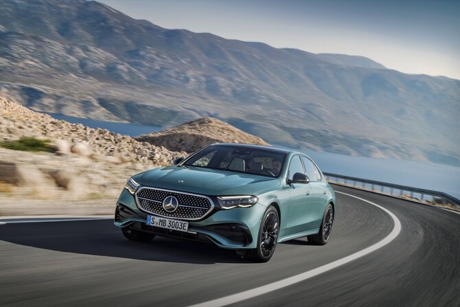 Gamintojo nuotr./E klasės Mercedes-Benz (Gamintojo nuotr.)