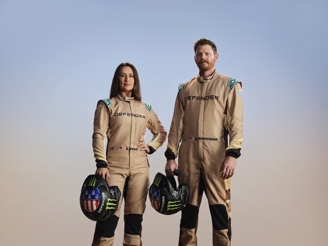 Defender iliustr./Sara Price ir Seanas Berrimanas