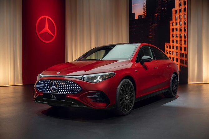 Metų automobilio nuotr./Mercedes-Benz CLA 3 (Gamintojo nuotr.)