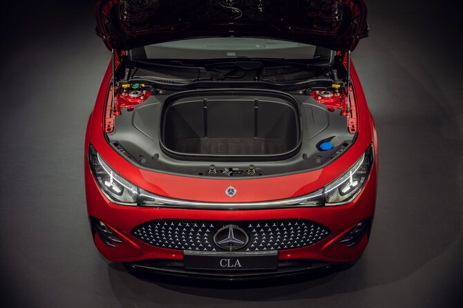 Naujasis Mercedes-Benz CLA (Gamintojo nuotr.)
